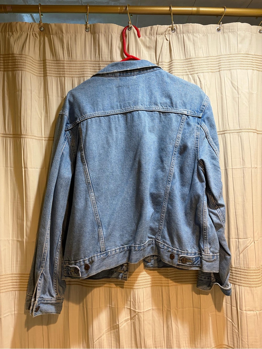 Levi's Women’s Light Blue Denim Jacket - Picture 4 of 4